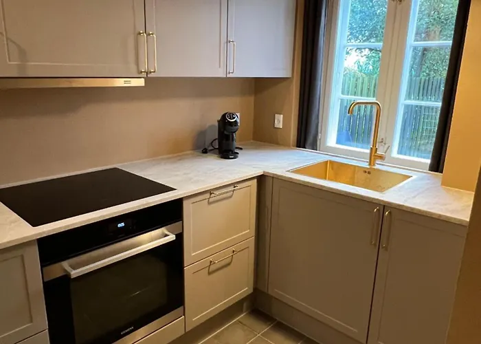 Byhuset - Haven 10 3*